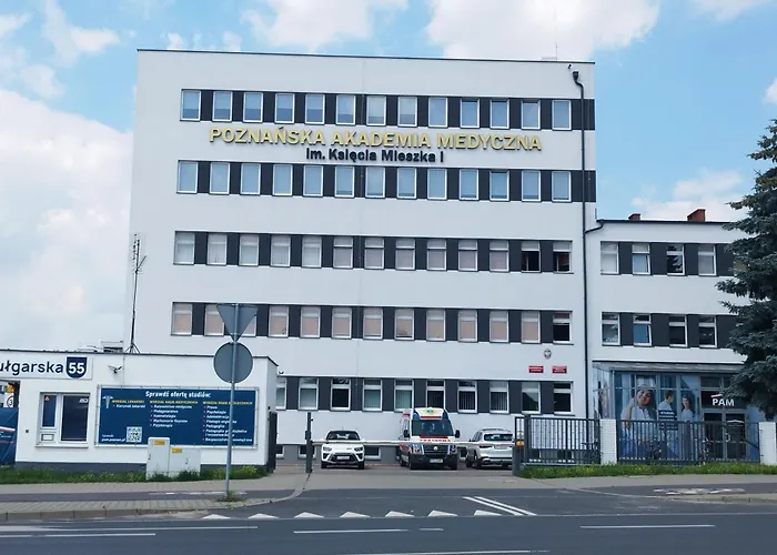 24h Self Check-in Lotnisko Blisko Stadion Targi Szpitale I Uczelnie * بوزنان