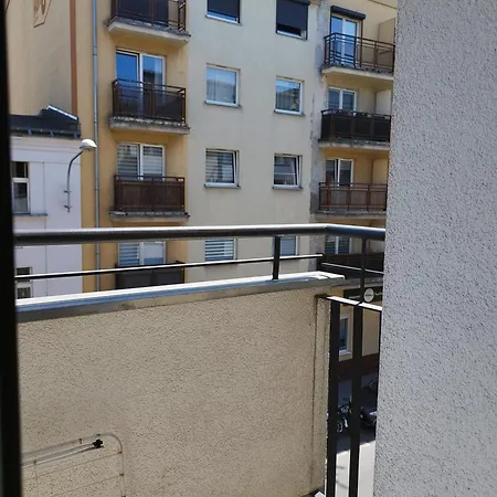 Daire 24H Self Check-In Apartament Poznan Lotnisko Blisko Stadion Targi Szpitale I Uczelnie