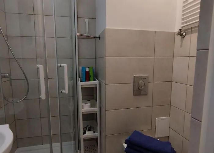 24h Self Check-in Lotnisko Blisko Stadion Targi Szpitale I Uczelnie Appartement